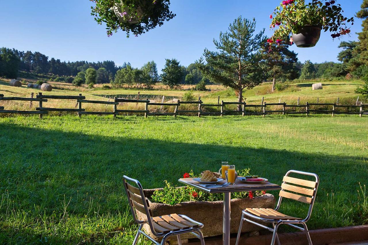 Les Hameaux De Lozere Sure Hotel Collection By Best Western Fournels Exteriör bild