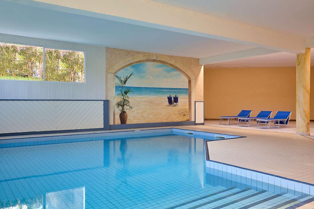 Les Hameaux De Lozere Sure Hotel Collection By Best Western Fournels Exteriör bild